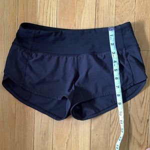 Lululemon shorts - size 2 Black